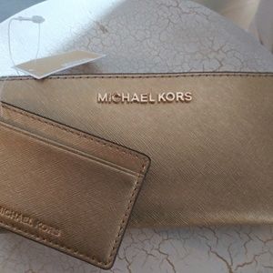 Michael Kors jet set wallet